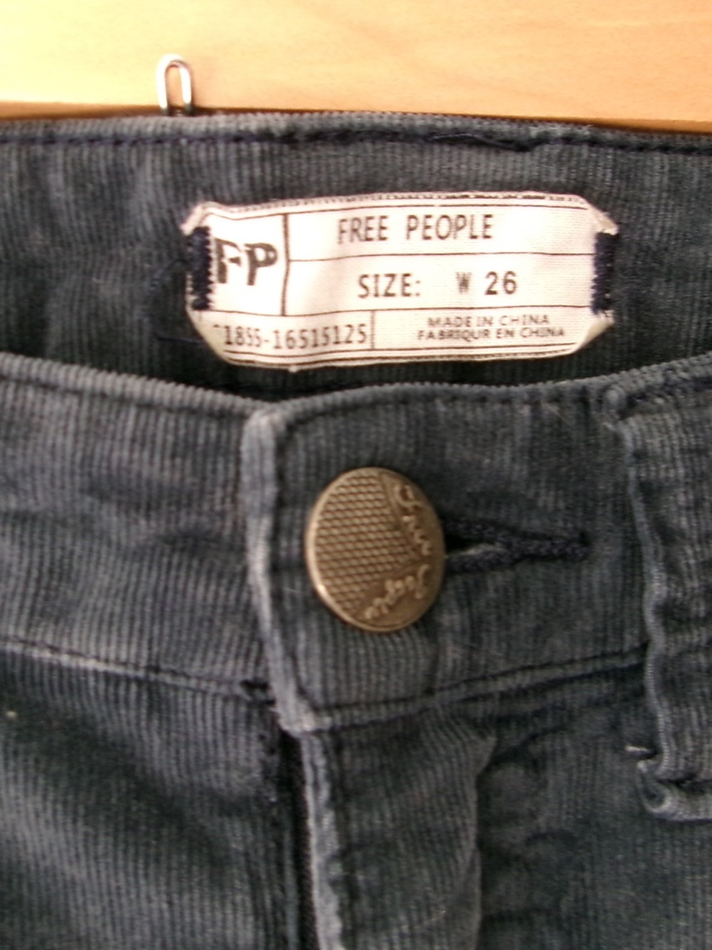 Free People Low Rise Dark Blue Corduroy super flare pants size 26 raw hem - Picture 3 of 4